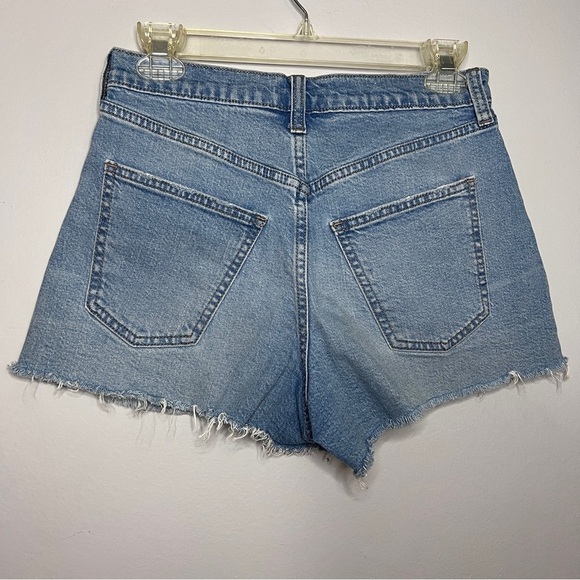 Universal Thread 90s Blue Jean Shorts High-Waisted Cut-Off Size 4R in EUC - Picture 3 of 9